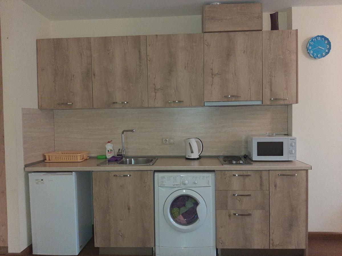 Pride Properties Welcomes You At 17 Buzant St 11-166 Yerevan Armenia エクステリア 写真