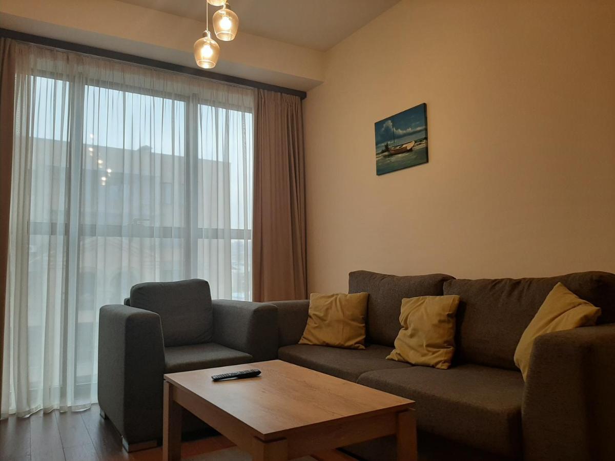 Pride Properties Welcomes You At 17 Buzant St 11-166 Yerevan Armenia エクステリア 写真