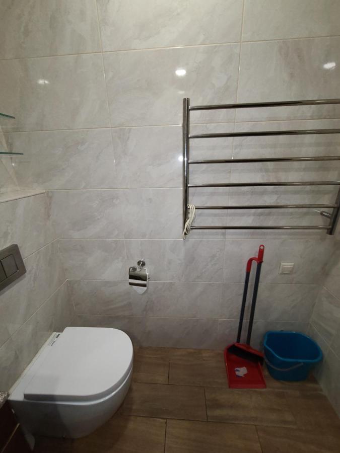 Pride Properties Welcomes You At 17 Buzant St 11-166 Yerevan Armenia エクステリア 写真